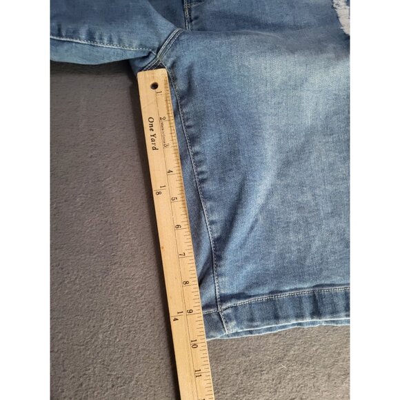 Royalty For Me WannaBettaButt Two Button Bermuda Shorts Women's 14 - Picture 4 of 7